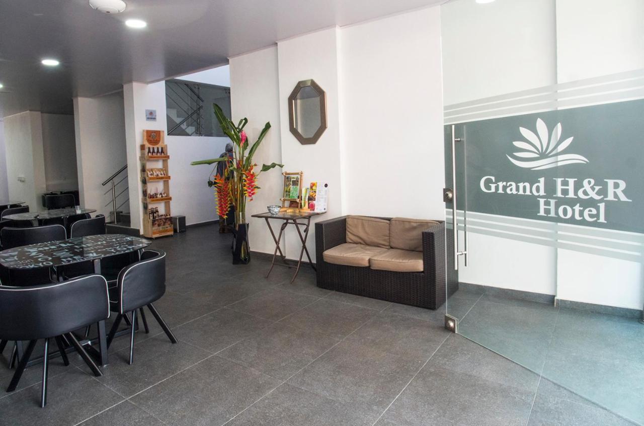 Hotel Grand H&R Вильета Экстерьер фото